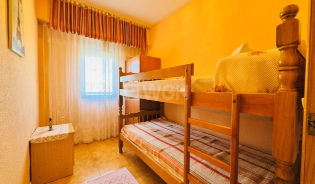 Resale - Apartment / flat - La Mata - Costa Blanca