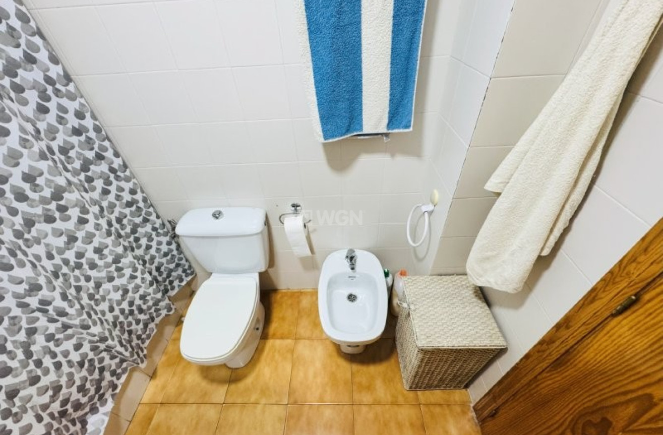 Resale - Apartment / flat - La Mata - Costa Blanca