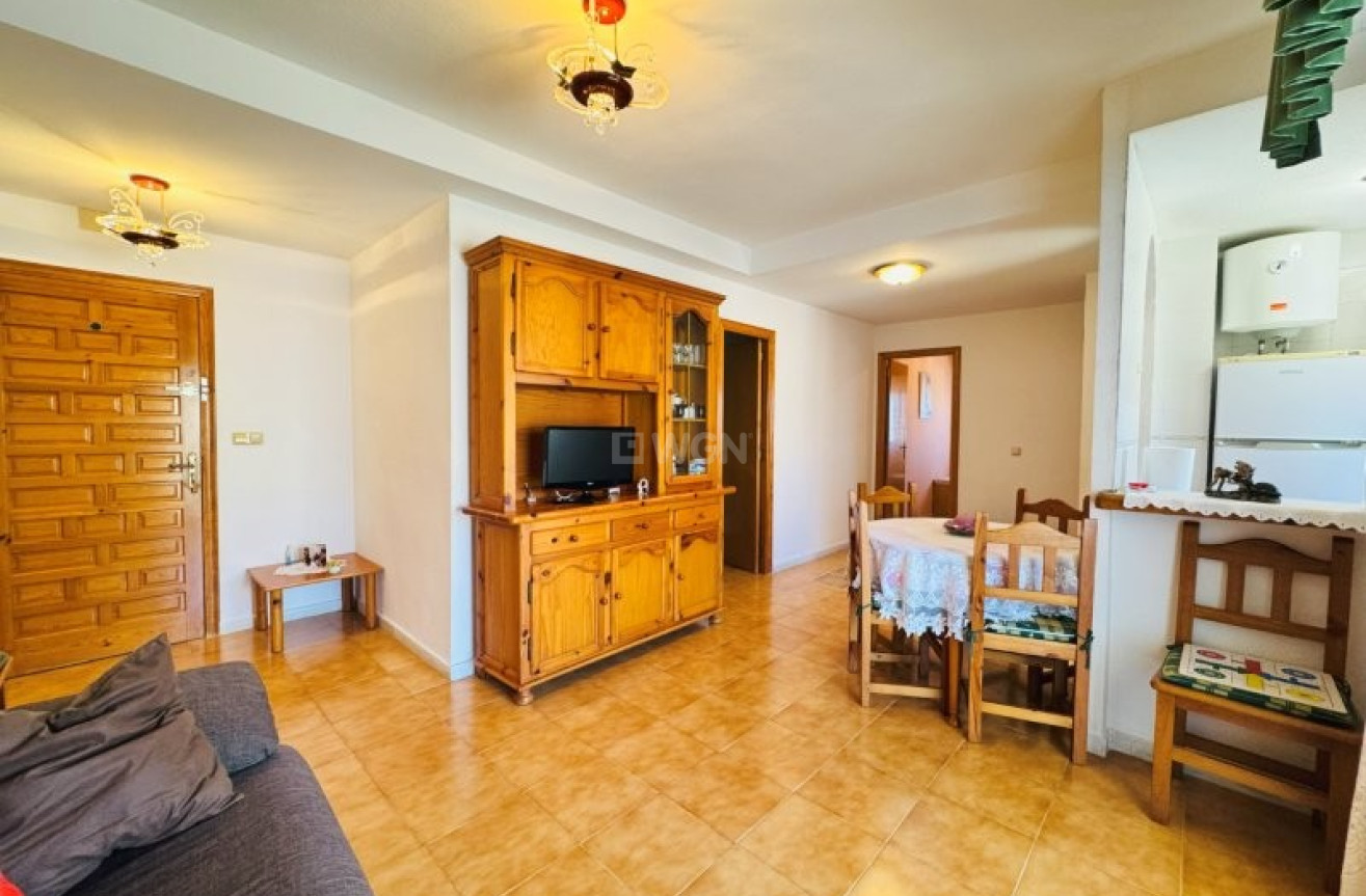 Resale - Apartment / flat - La Mata - Costa Blanca