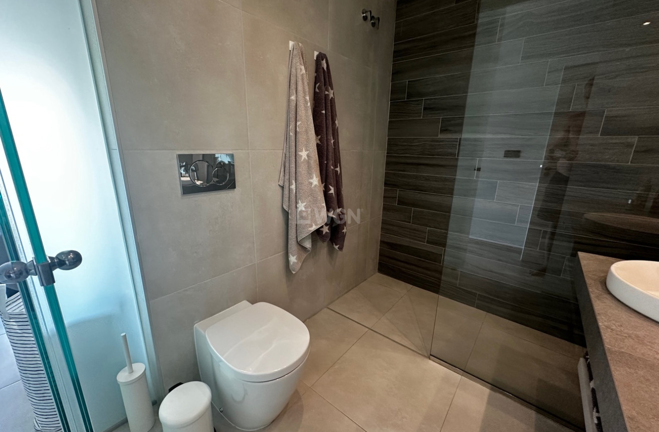 Resale - Penthouse - El Raso