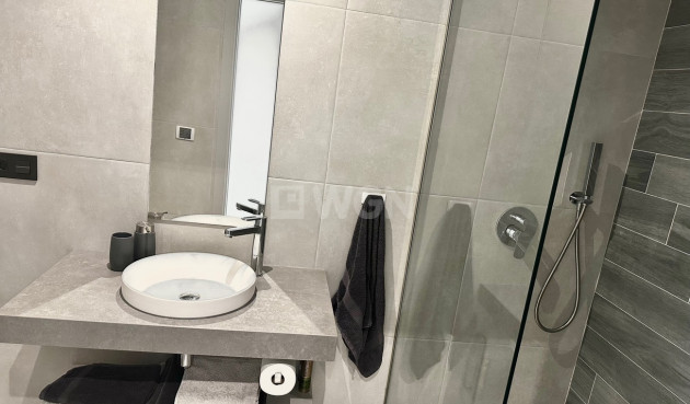 Resale - Penthouse - El Raso