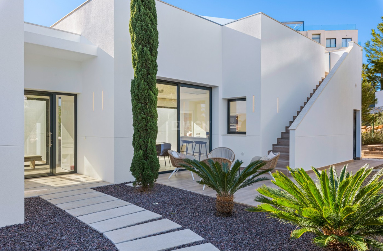 Odsprzedaż - Villa - Las Colinas Golf - Costa Blanca