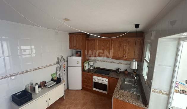 Odsprzedaż - Kamienica - Torrevieja - Costa Blanca