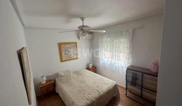 Odsprzedaż - Kamienica - Torrevieja - Costa Blanca