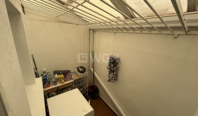 Odsprzedaż - Kamienica - Torrevieja - Costa Blanca