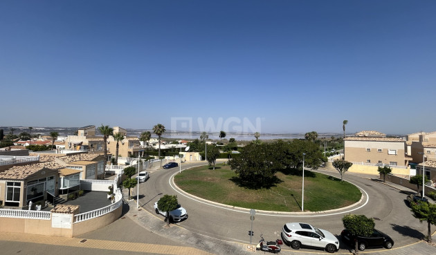 Odsprzedaż - Kamienica - Torrevieja - Costa Blanca