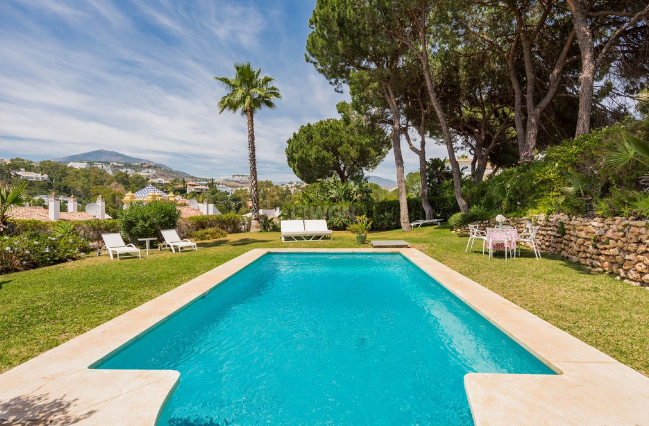 Odsprzedaż - Villa - Marbella - Costa del Sol