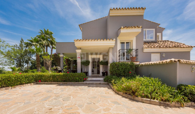 Odsprzedaż - Villa - Marbella - Costa del Sol