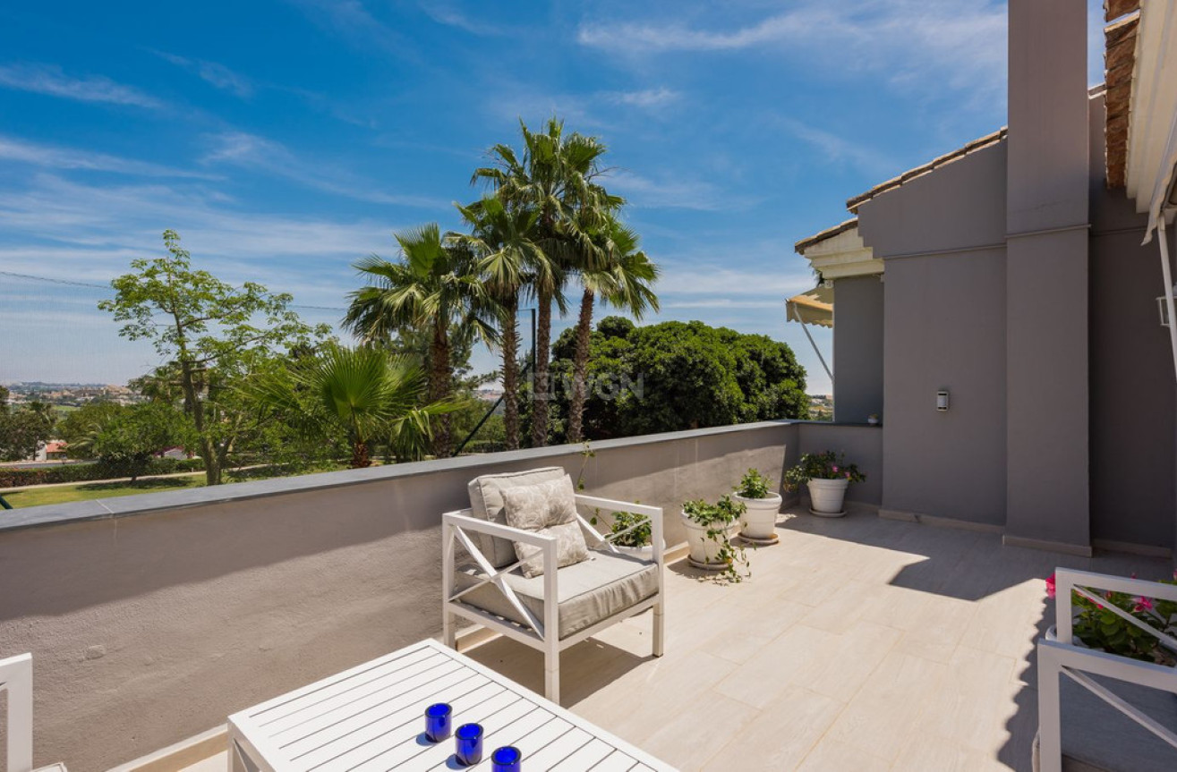 Odsprzedaż - Villa - Marbella - Costa del Sol