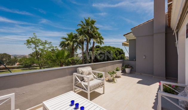 Odsprzedaż - Villa - Marbella - Costa del Sol