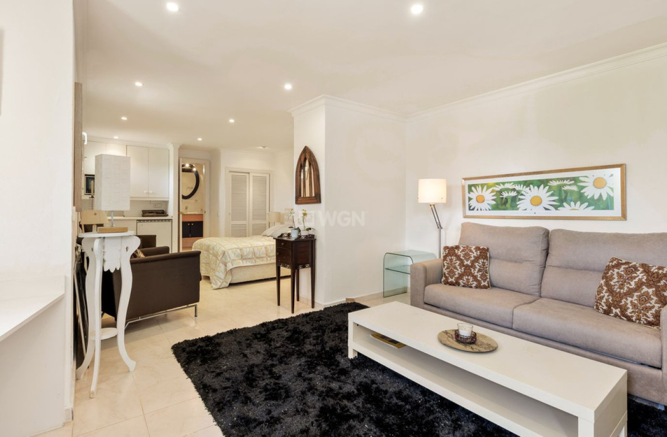 Odsprzedaż - Villa - Marbella - Costa del Sol