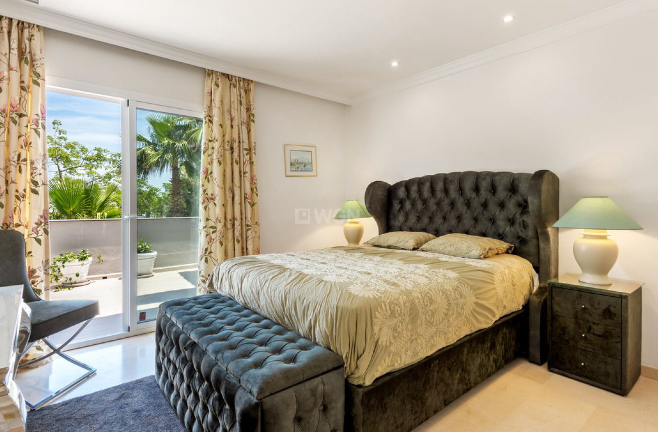 Odsprzedaż - Villa - Marbella - Costa del Sol