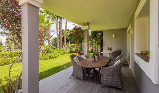 Odsprzedaż - Villa - Marbella - Costa del Sol