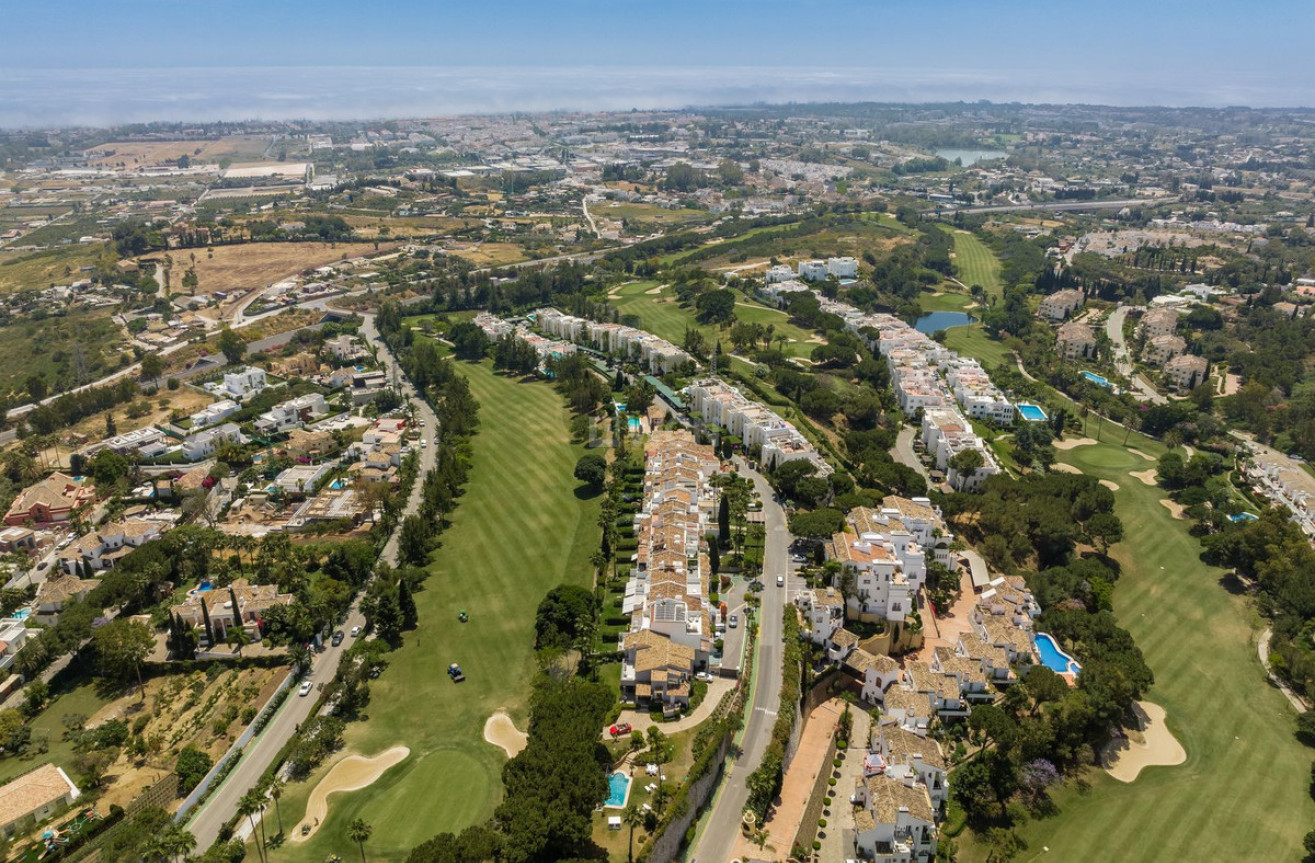 Odsprzedaż - Villa - Marbella - Costa del Sol