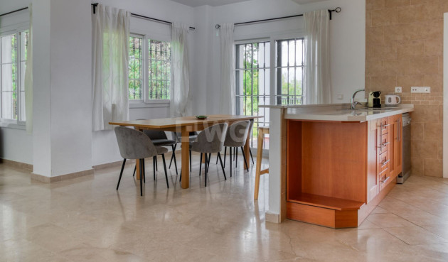 Odsprzedaż - Villa - Lauro Golf - Inland