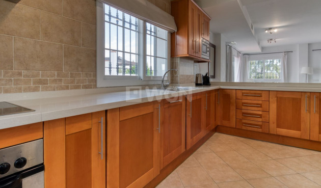 Reventa - Adosado - Alhaurín de la Torre - Inland