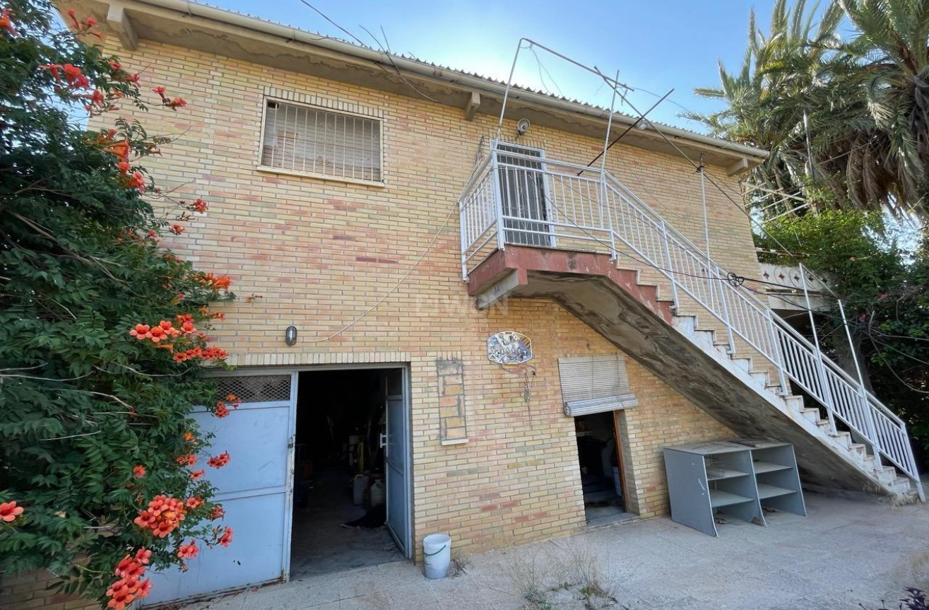 Resale - Villa - Benidorm - Salto Del Agua