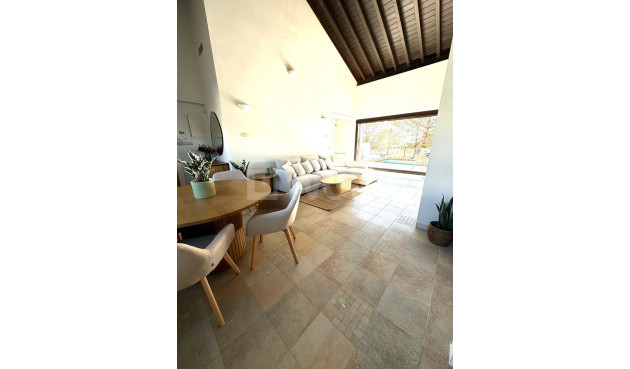 Odsprzedaż - Villa - Peraleja Golf - Inland