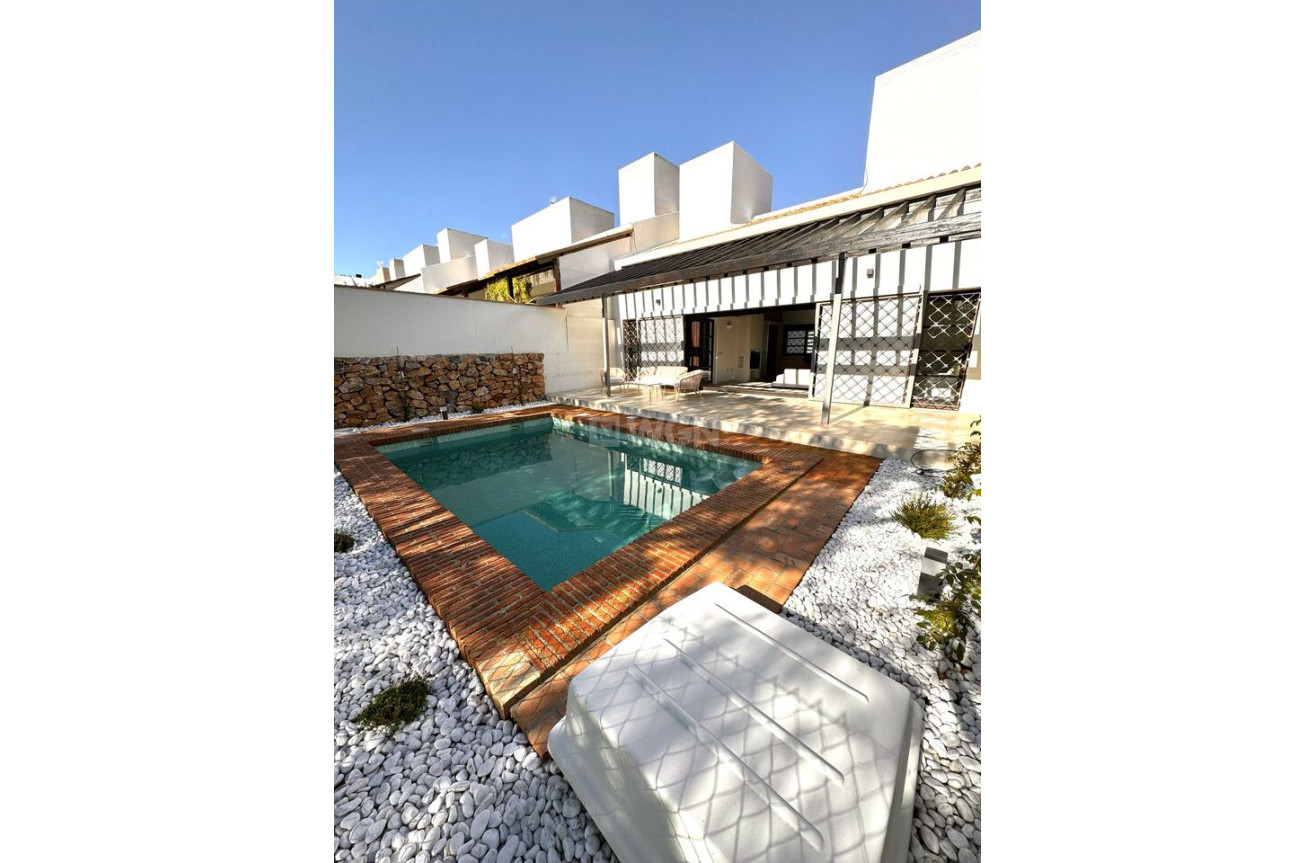 Odsprzedaż - Villa - Peraleja Golf - Inland