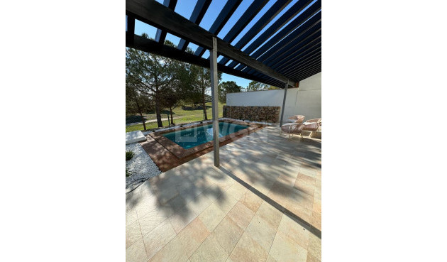 Odsprzedaż - Villa - Peraleja Golf - Inland