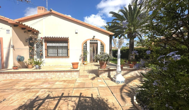 Resale - Villa - Cabo Roig - Costa Blanca