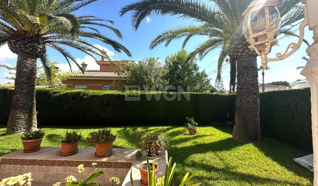 Resale - Villa - Cabo Roig - Costa Blanca