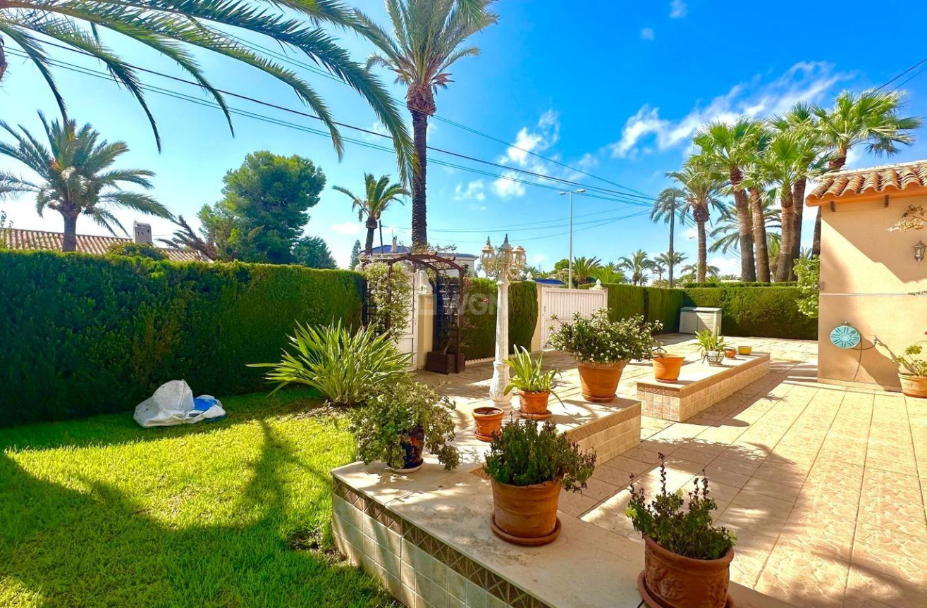 Resale - Villa - Cabo Roig - Costa Blanca