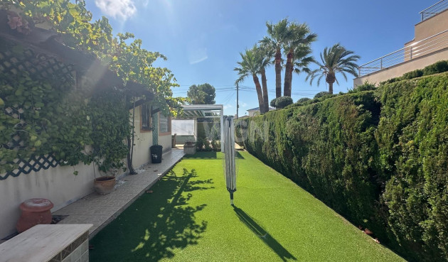 Resale - Villa - Cabo Roig - Costa Blanca