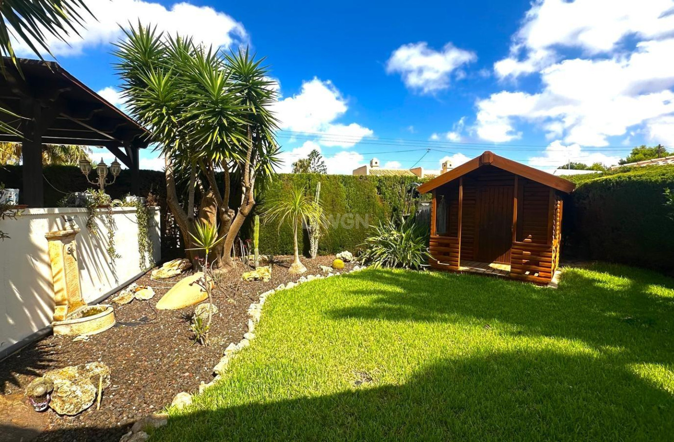 Resale - Villa - Cabo Roig - Costa Blanca