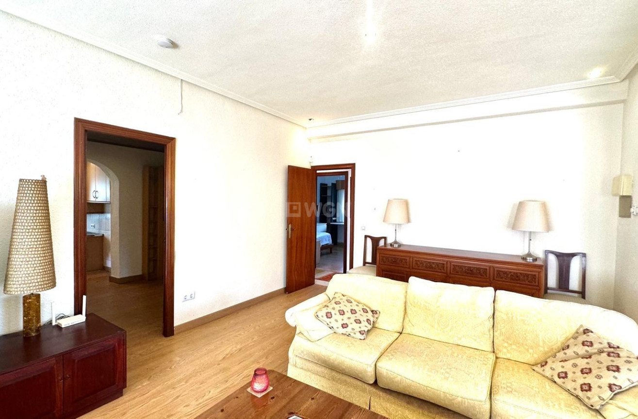 Resale - Villa - Cabo Roig - Costa Blanca