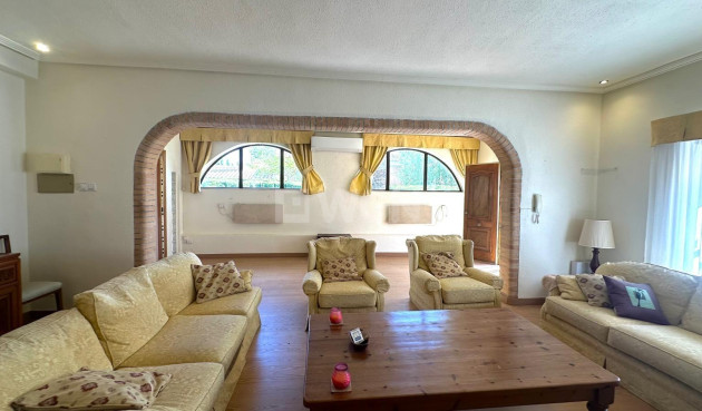 Resale - Villa - Cabo Roig - Costa Blanca
