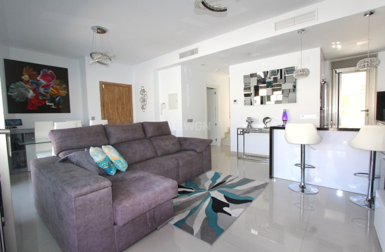 Resale - Villa - Villamartin - El Galan