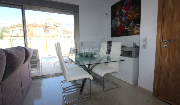 Resale - Villa - Villamartin - El Galan