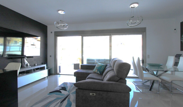 Resale - Villa - Villamartin - El Galan