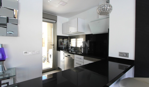 Resale - Villa - Villamartin - El Galan