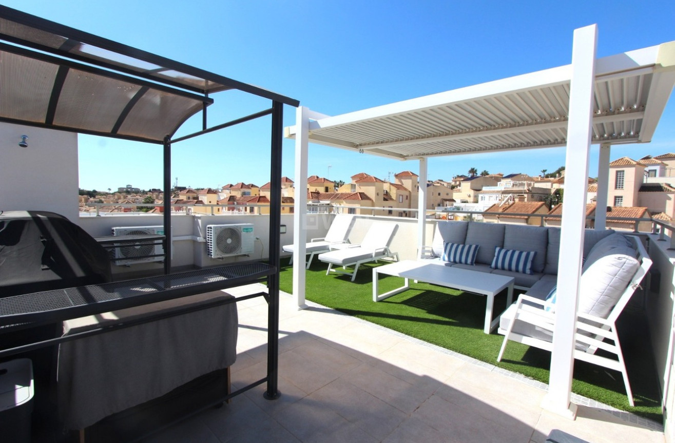 Resale - Villa - Villamartin - El Galan