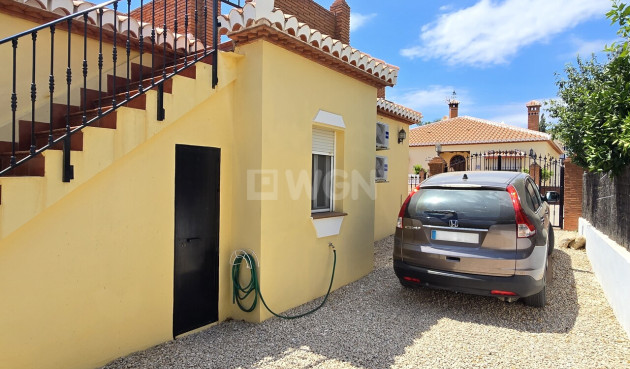 Odsprzedaż - Villa - Alcaucín - Inland