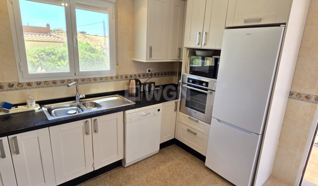 Odsprzedaż - Villa - Alcaucín - Inland