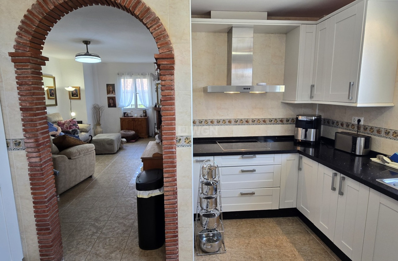 Odsprzedaż - Villa - Alcaucín - Inland