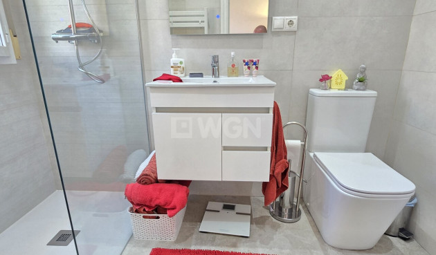 Odsprzedaż - Villa - Alcaucín - Inland