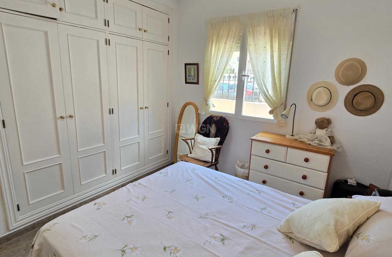 Odsprzedaż - Villa - Alcaucín - Inland