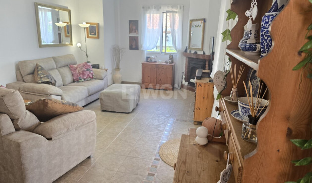 Odsprzedaż - Villa - Alcaucín - Inland