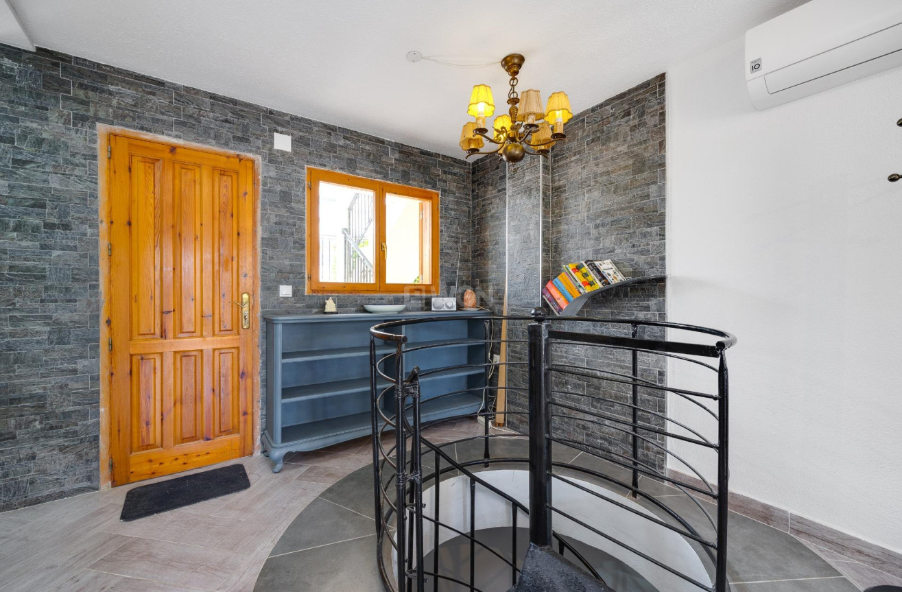 Wiederverkauf - Bungalow - Torrevieja - Torre La Mata