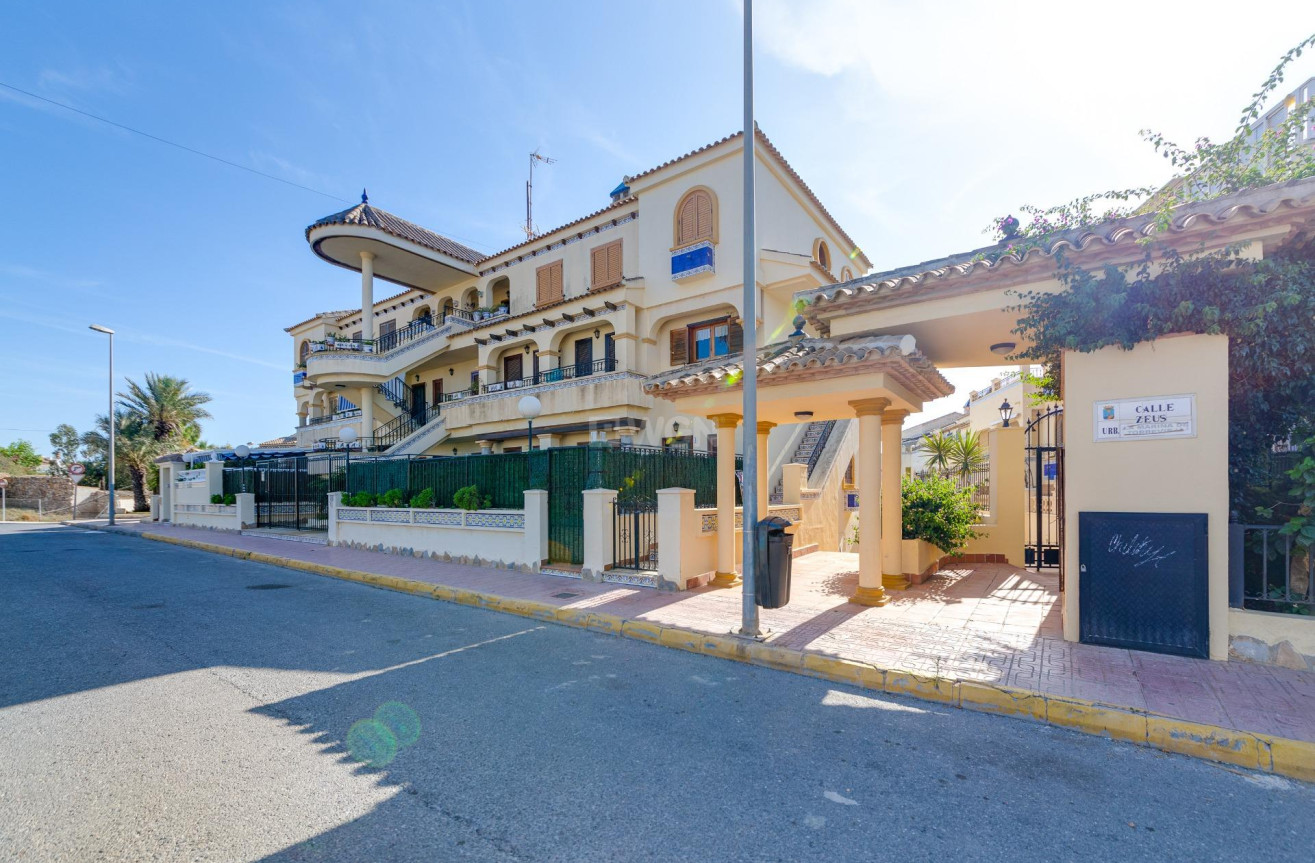 Wiederverkauf - Bungalow - Torrevieja - Torre La Mata