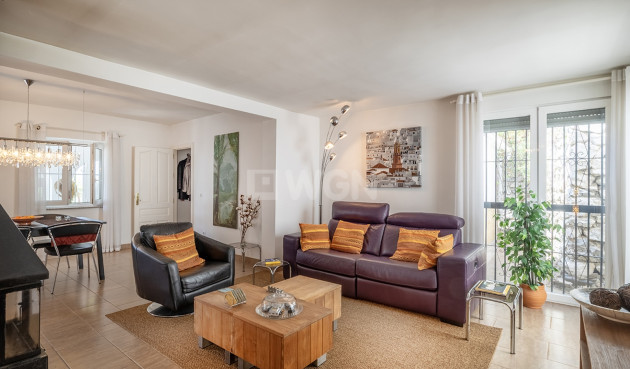 Odsprzedaż - Villa - Competa - Inland