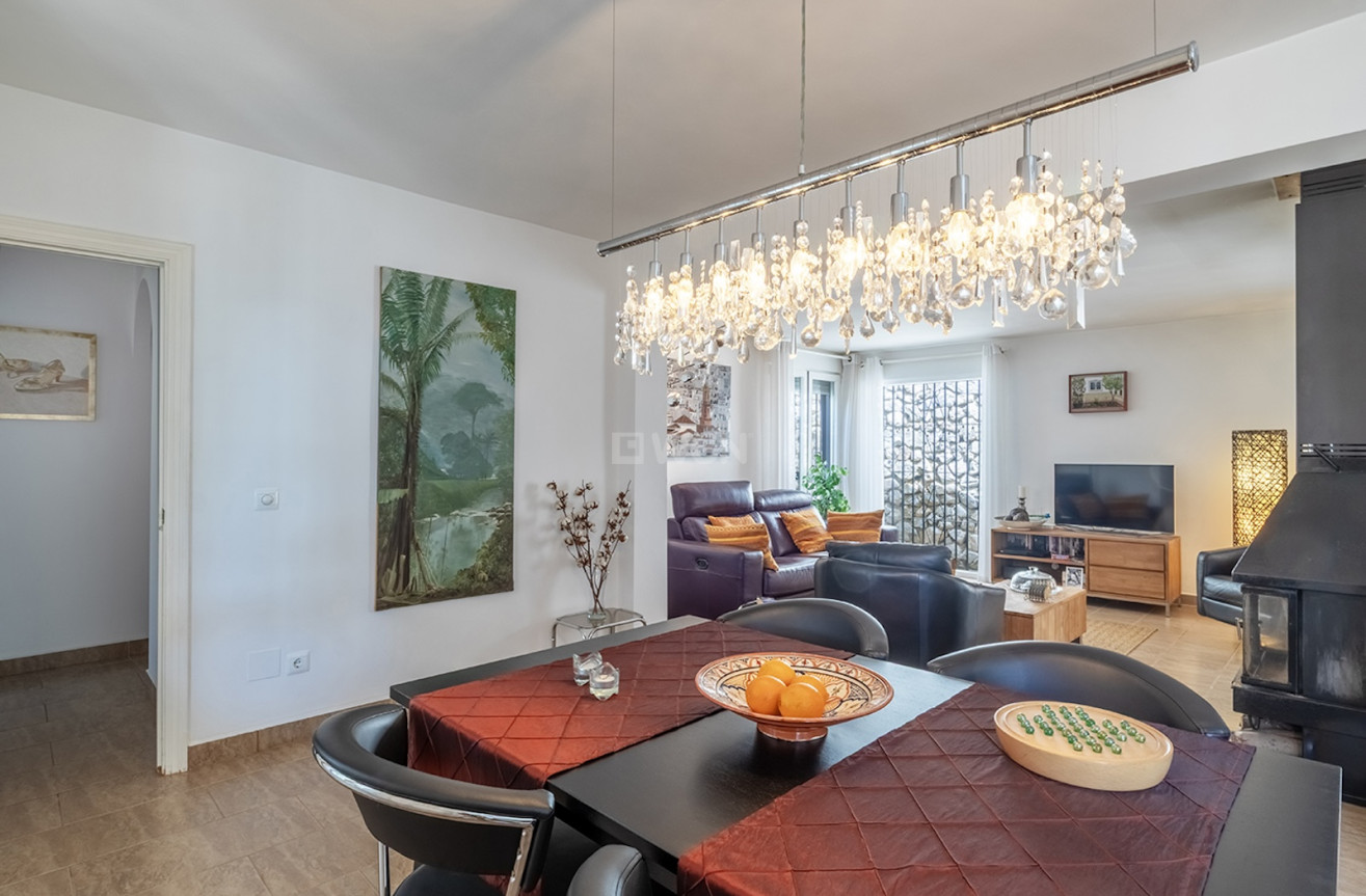 Odsprzedaż - Villa - Competa - Inland