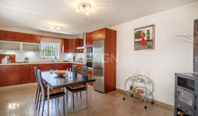 Odsprzedaż - Villa - Competa - Inland