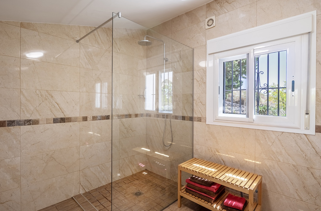 Odsprzedaż - Villa - Competa - Inland