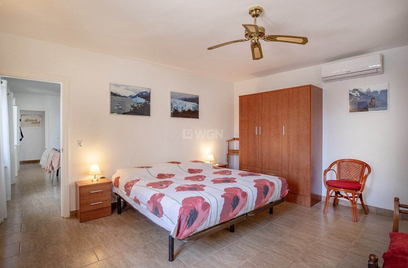 Odsprzedaż - Villa - Competa - Inland