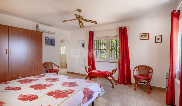 Odsprzedaż - Villa - Competa - Inland